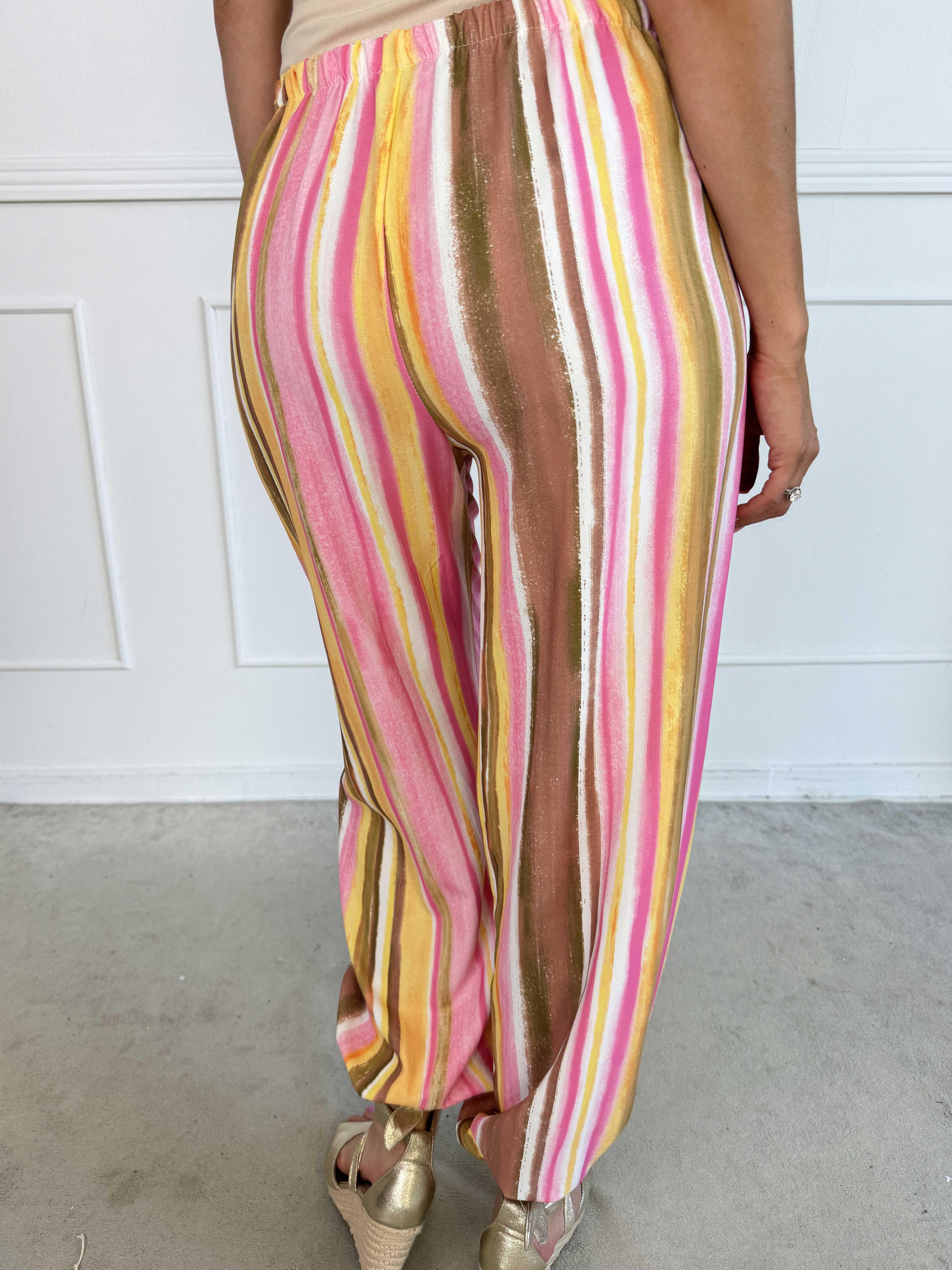 Verna – Plus size randiga byxor i en mjuk viskosblandning med resår i midjan